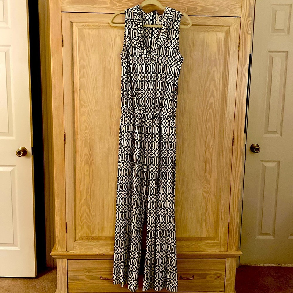 Lulu B - jumpsuit - size L. Sleeveless. Quick dry